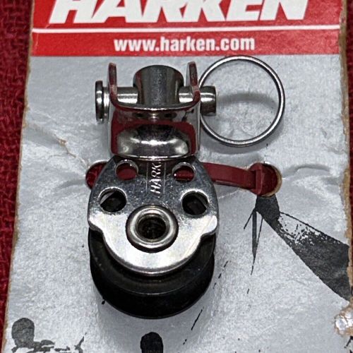 Harken 16mm block with swivel