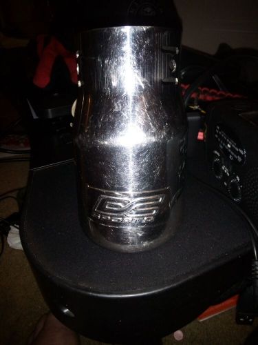 Dc sports exhaust tip with baffling