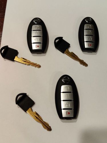 Nissan  oem 4 button smart key fob fcc kr5txn7