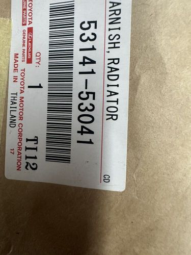 Lexus ux grille badge brand new oem 5314153041