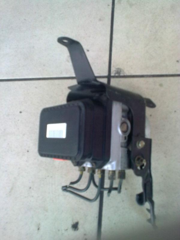 Honda s2000 ap1 f20c oem abs brake pump