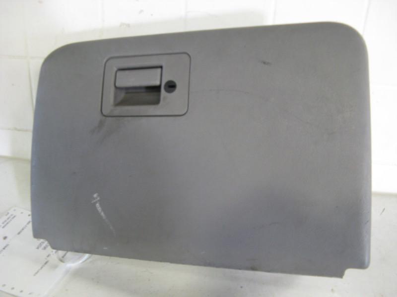 96 97 98 ford explorer glove box compartment