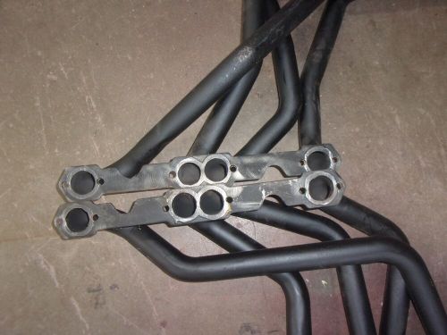 Small block chevy headers black