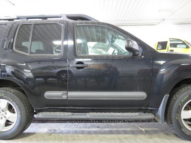 2005 nissan xterra front door right