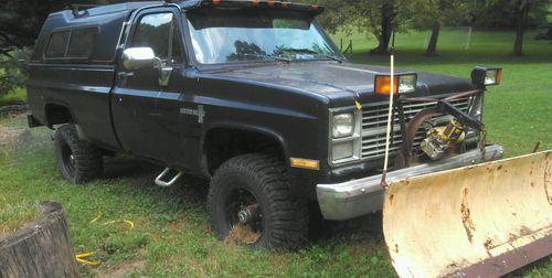 2 chevy trucks 1984 1/2 longbed 1985 1/2 shortbed