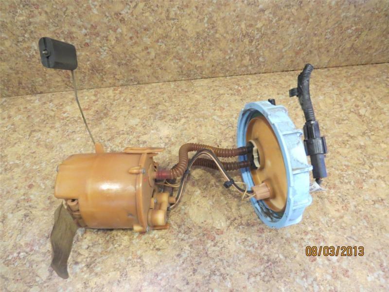 00-02 lincoln ls ywau-9h307-ba fuel pump