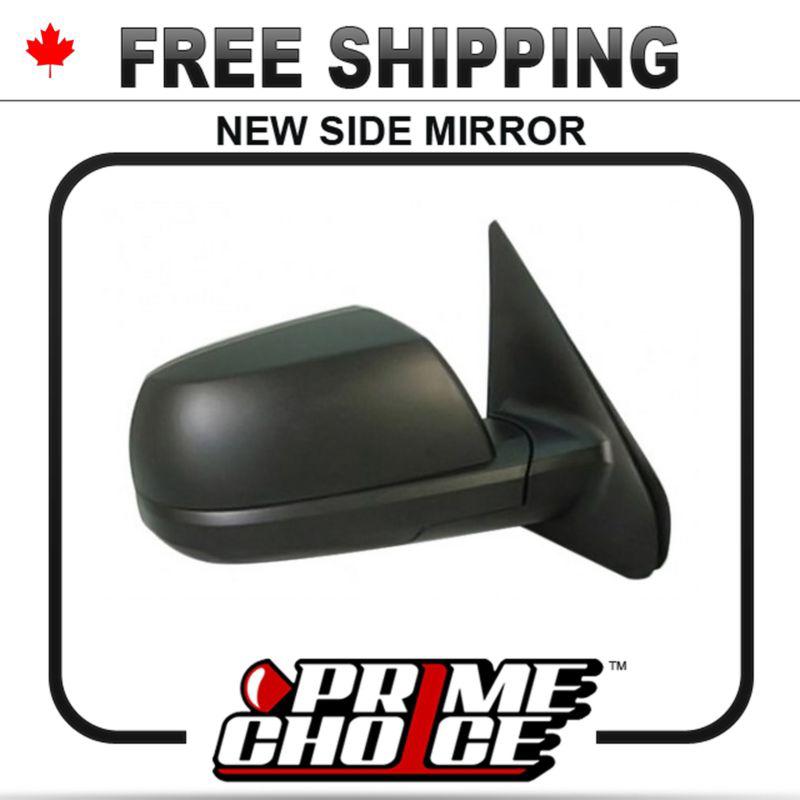 New power passengers side door mirror for a toyota tundra