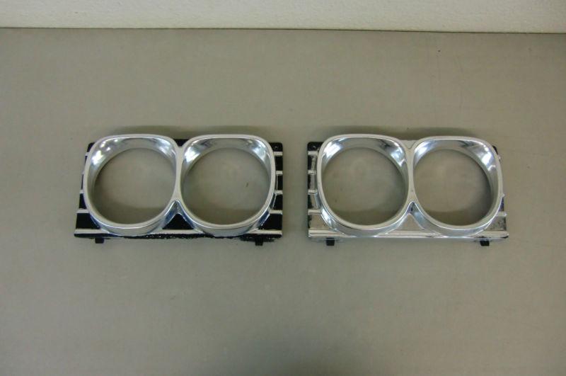 1967 chevy chevrolet impala caprice belair headlight bezels r & l for restore