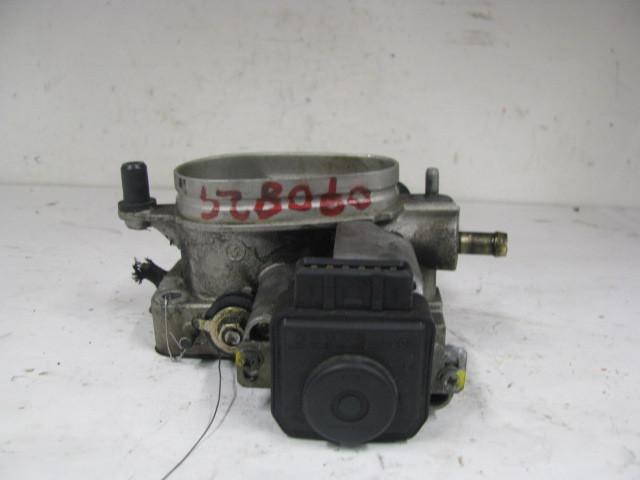 Throttle body audi a4 a6 1995 95 1996 96 1997 97 98 390481