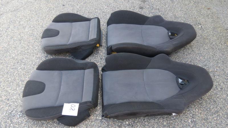 04-08  mazda rx8 front driver and passenger seat back and cushion             02