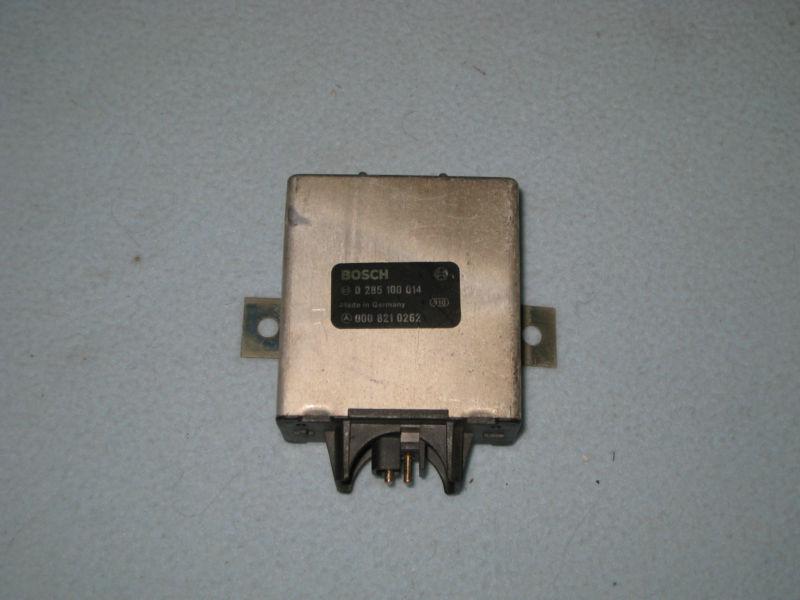 Mercedes air bag seat belt relay module 0008210262 