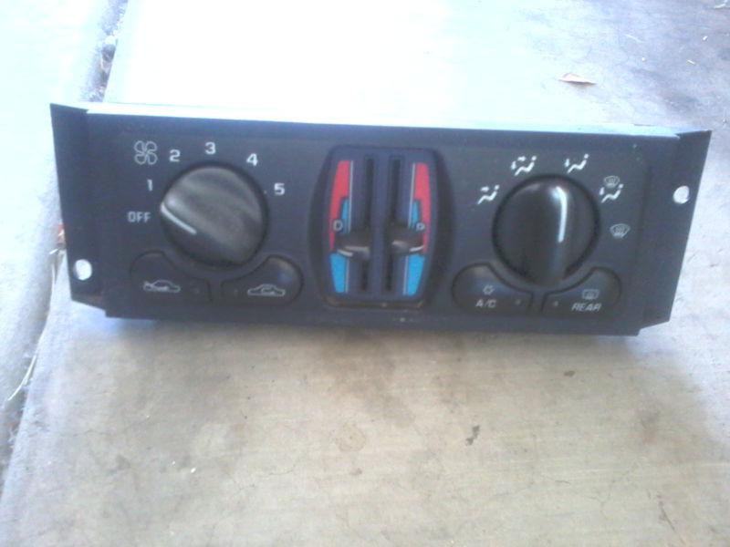  00-03 impala monte carlo heater climate control unit  10308121 316