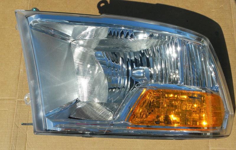 2012 dodge ram 2500 left headlight assembly