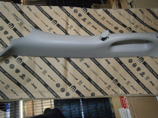 2003-2005 dodge ram drivers side grab handle/ a-pillar panel