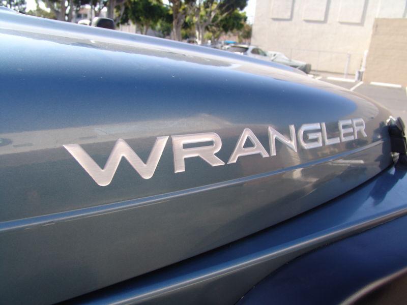 Jeep wrangler domed brushed silver hood emblems - nothing else  like these 