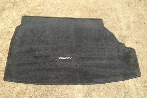 2003-2006 toyota camry rear black trunk mat oem