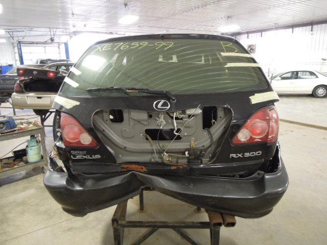 1999 lexus rx300 outer tail light lamp right