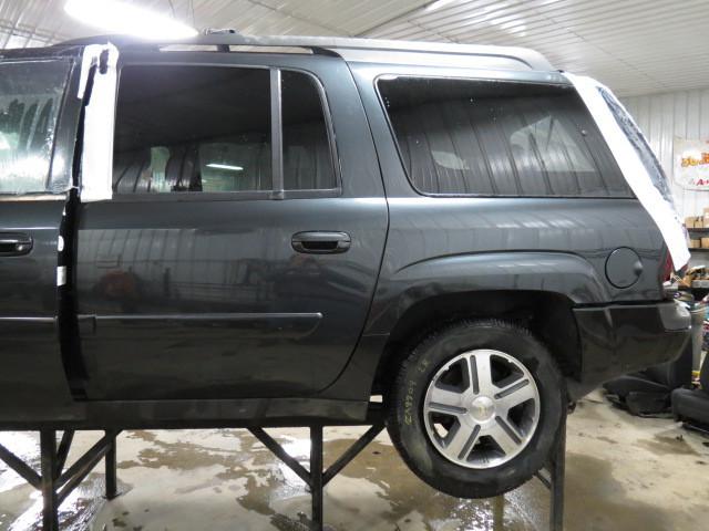 2004 chevy trailblazer ext 56987 miles rear or back door left 2490905