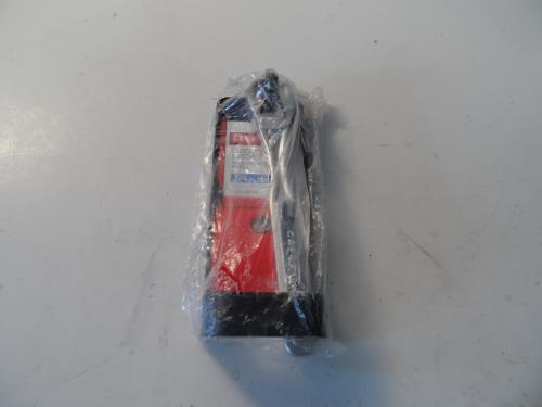 New in factory packaging craftsman 44807 1/4 inch ratchet. 5 inches long