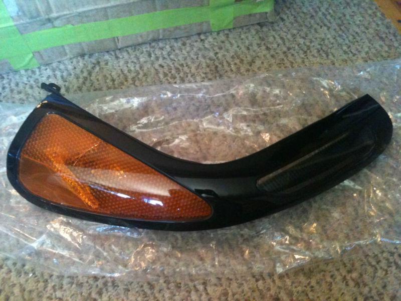 91-93 dodge stealth passenger blinker/parking light, still brand new, unused