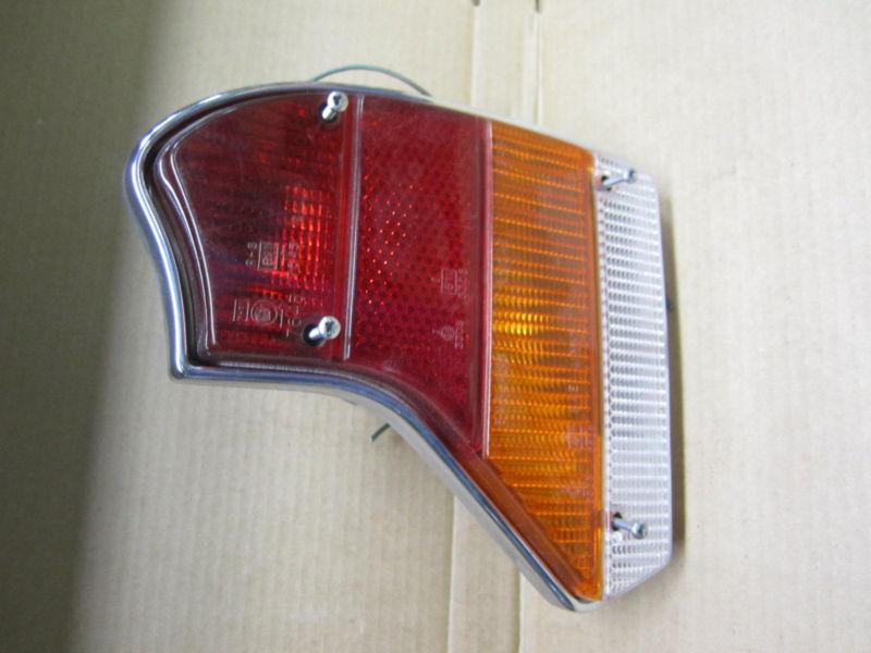 Jaguar xj6 80-87 1980-1987 tail light lens & housing passenger rh right