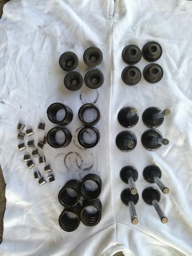 Used valve train kit for kubota v2203