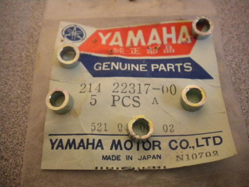 Nos yamaha oem chain spacer 76-89 xt 74-77 dt 79-81 tt 214-22317-00 qty5