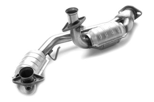 Magnaflow 36355 - 89-90 taurus catalytic converters pre-obdii direct fit