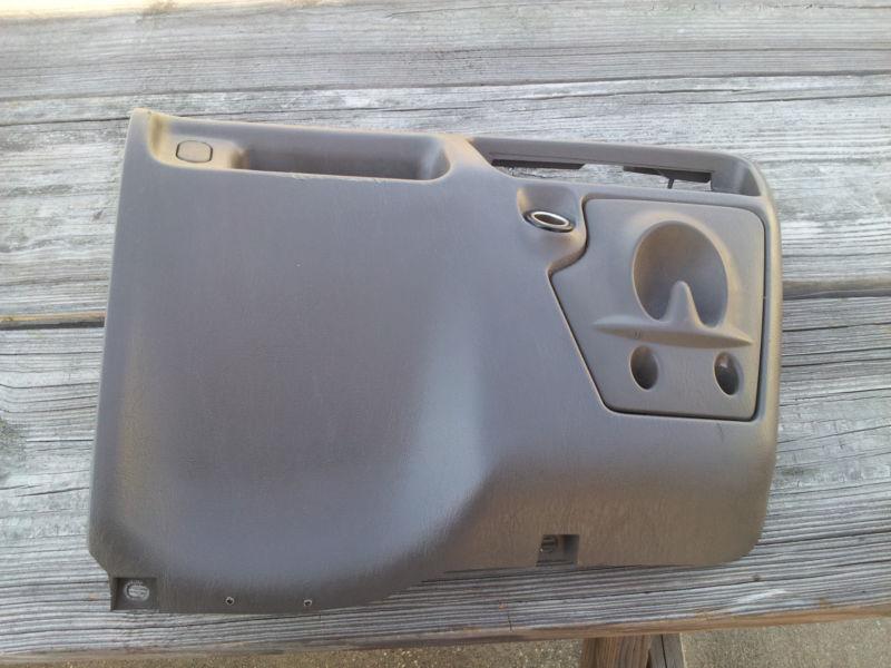 02 f250 f350 excursion lower dash panel w/ trash hook & power outlet super duty