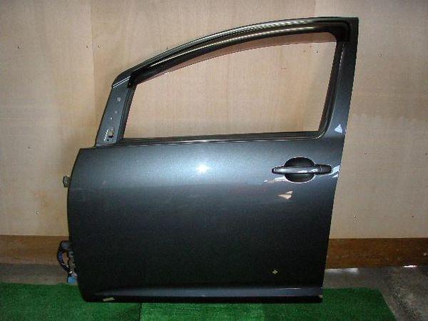 Toyota wish 2004 front left door assembly [1613200]