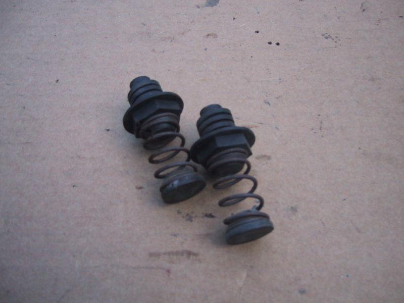 Trunk bumpers stoppers mustang 94-98