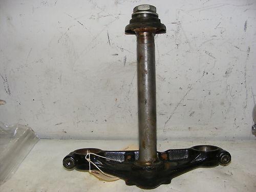 84 honda vt700c shadow lower tripple tree