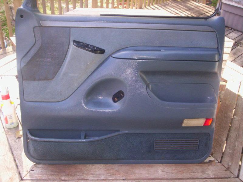 1994 92-96 f150 bronco blue door panels  power windows