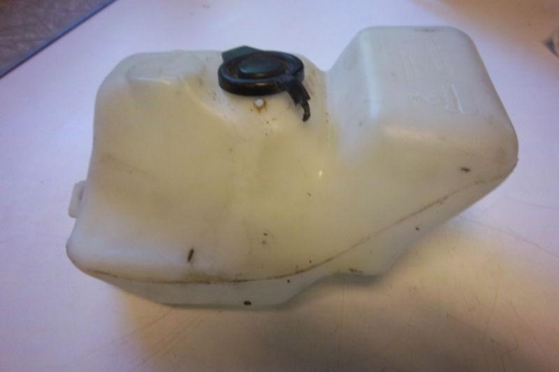  mopar 1976-80 aspen,r/t,volare,roadrunner washer tank washer bottle