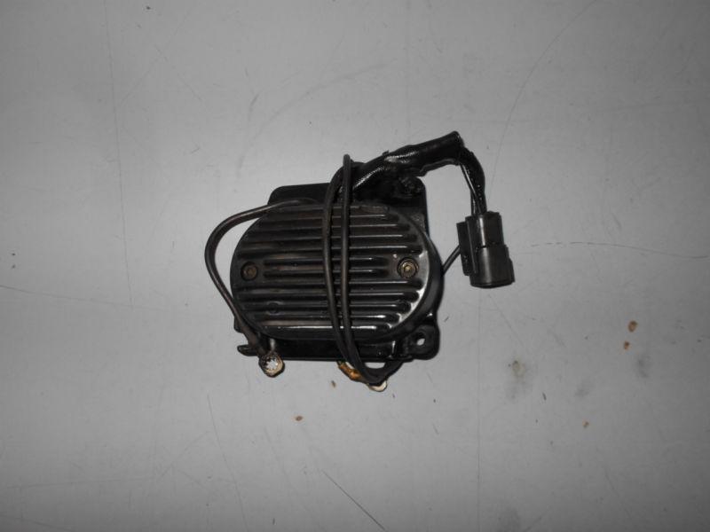 #1378 - 2001 01 02 harley softail fat boy flstf  voltage regulator