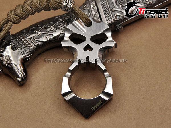 Titanium ti skull cross design pendant self defense