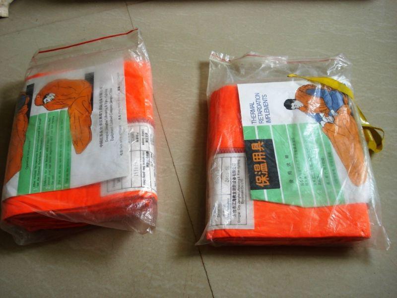 2 pieces thermal protective aid - never used old stock (3)