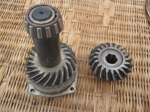 Omc electric shift upper gear set 21/20 #982738   #140