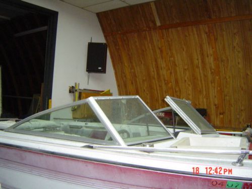 Windshield for a 1987 rinker 18&#039;  open-bow