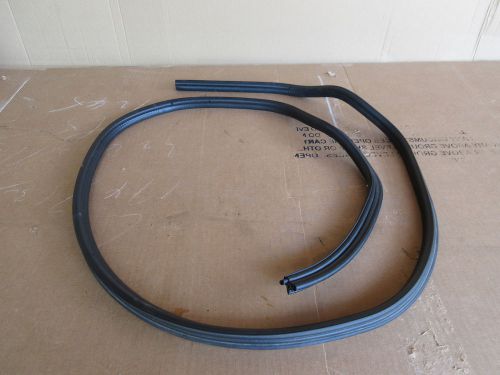 98 bmw z3 m roadster e36 rear trunk seal #1000