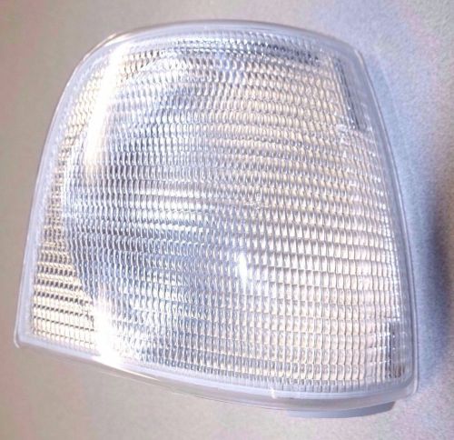 Audi 100 c3 - 441-1506r-ue-c - 1982-90 - corner light - rt hand - clear - new