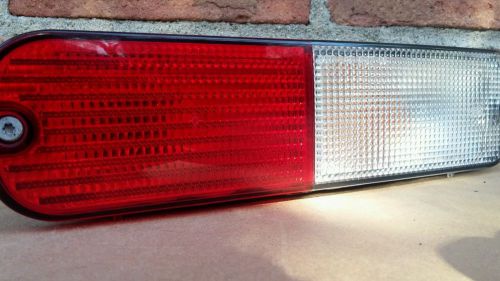 2003 land rover freelander om valeo2297 right taillight driver bumper rear lamp