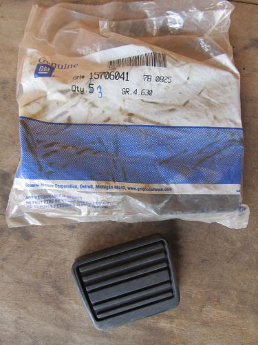 Nos gm 1979-2013 (manual tran) clutch / brake pad full size truck chevy gmc