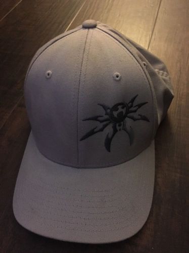 Poison spyder customs 50-46-206-l hat, flex fit, psc lt gry l/xl and ccor hat