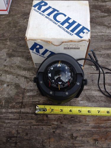 Ritchie bracket mount voyager magnetic compass b-81 black