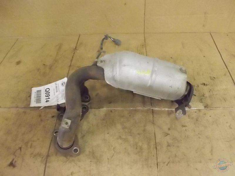 Exhaust manifold sienna 1083584 04 05 06 recertified w-converter - in stock