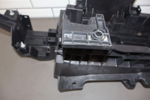 2023 jeep grand wagoneer 6.4l oem battery tray box