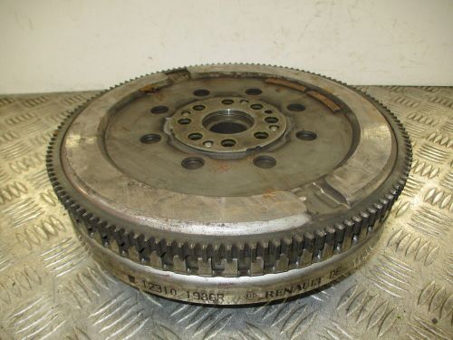 2021 renault trafic 2.0 dci m9r710. flywheel &amp; clutch 302105151r/302052965r 23k