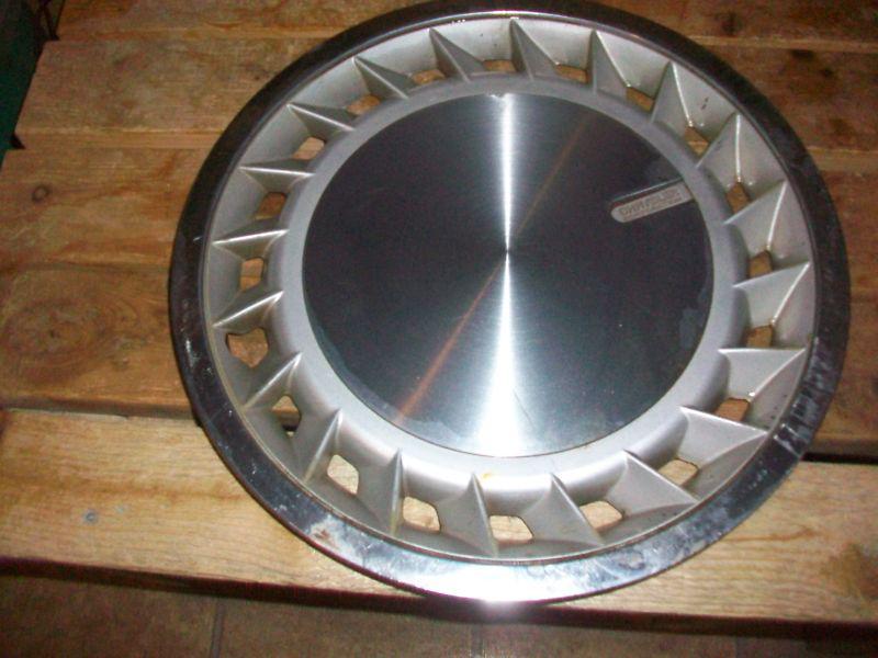 * 14" factory hubcap - chrysler / dodge / plymouth front wheel drive 1982-1996