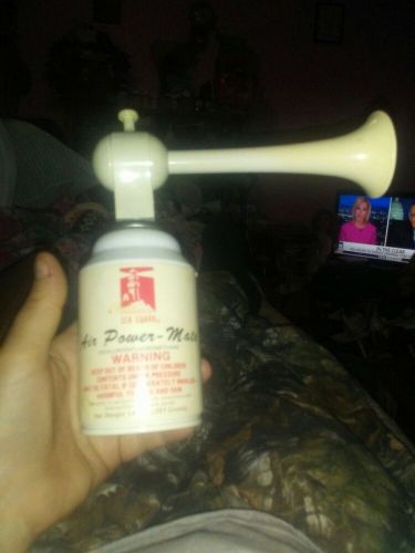 Vintage sea guard air power mate air horn